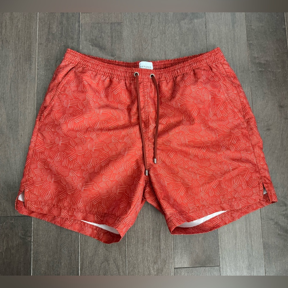 Sunspel - men’s luxury swim trunks size medium with travel pouch